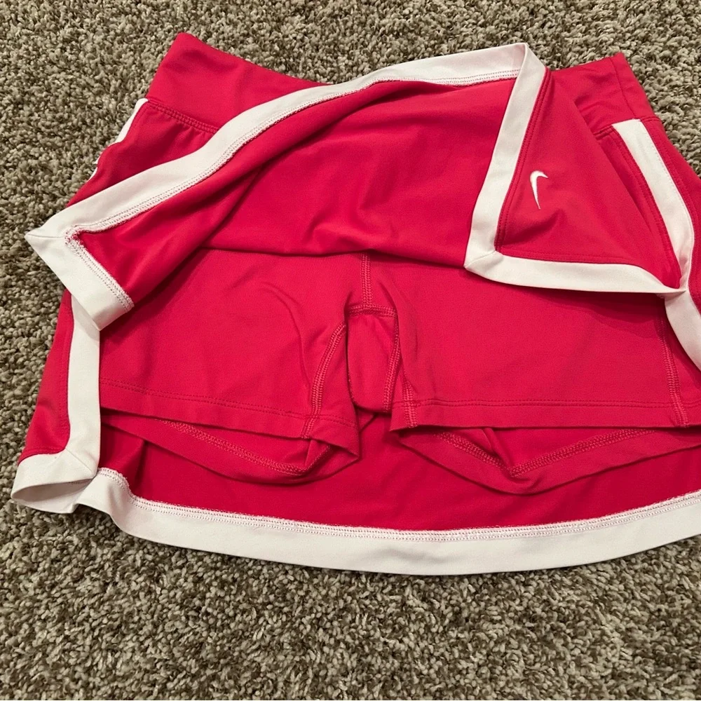 Nike Pink Tennis Skirt - Picture 5 of 5
